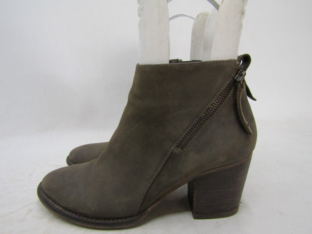 Blondo Womens Size 9.5 M Brown Suede Zip Ankle Fashion Boots Booties